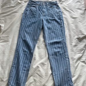 American Eagle Mom Jeans